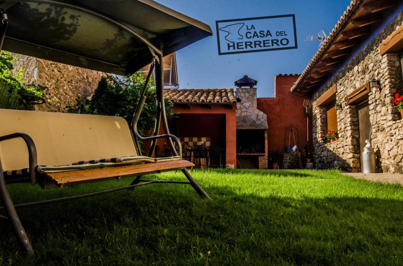 La Casa Del Herrero El Poyo Exterior foto