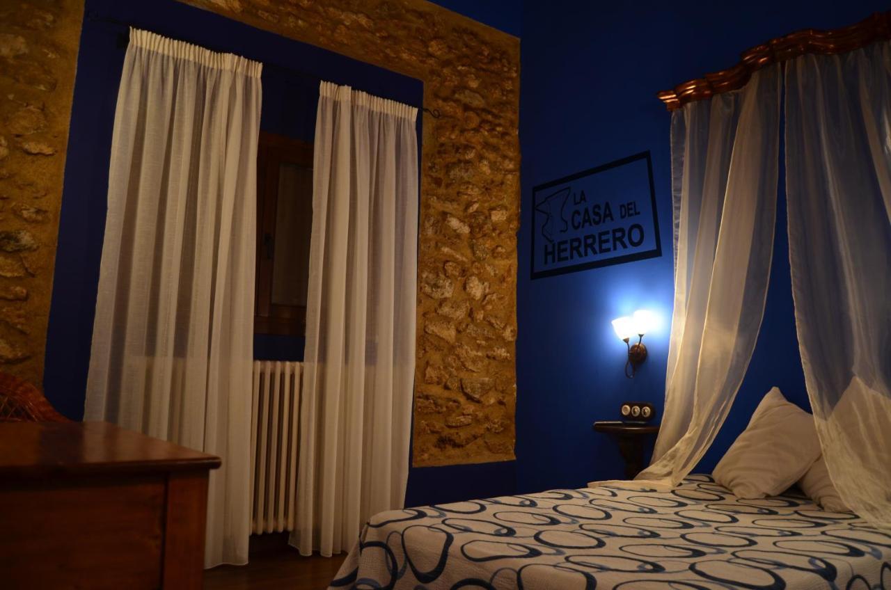 La Casa Del Herrero El Poyo Exterior foto