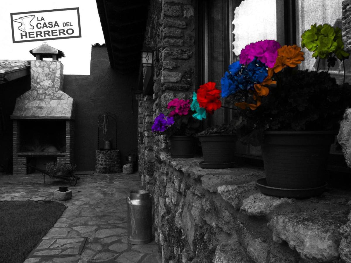 La Casa Del Herrero El Poyo Exterior foto